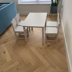 Excellent Condition IKEA Kids Table and 4 Chairs