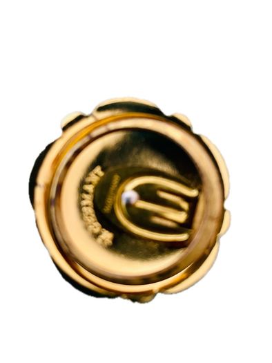 W. German Scarf Clip