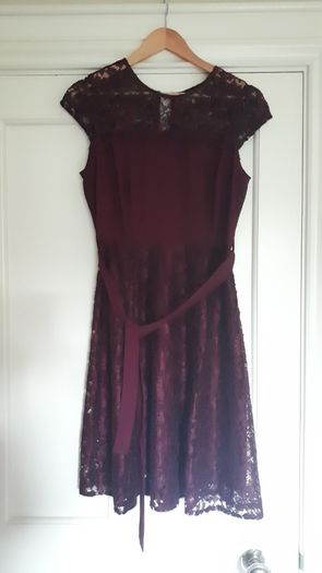 Billy & Blossom Size 12 Dress