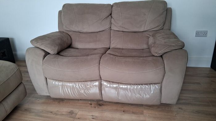 3 seater and 2 seater couch recliners