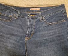 Levi's shaping straight jeans