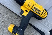 DeWalt 18V XR Combi Drill DCD785   Excellent Working Order