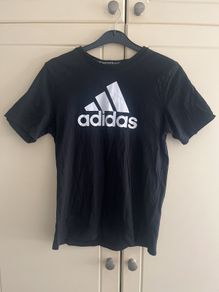 Adidas Tshirt