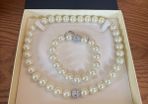 Angelique Pearl Necklace & Bracelet Set