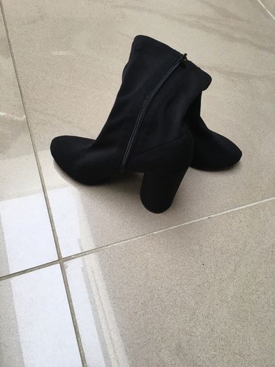 Public desire boots
