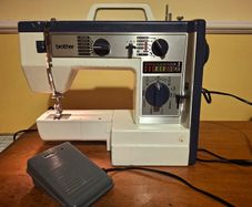 BROTHER Sewing Machine