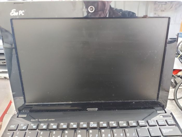 EEPC Seashell Series, Red, Intel Atom CPU N2600, 1.6GHz, 1GB Ram, 320GB HDD, Windows 7 Ultimate, Opera, Chrome