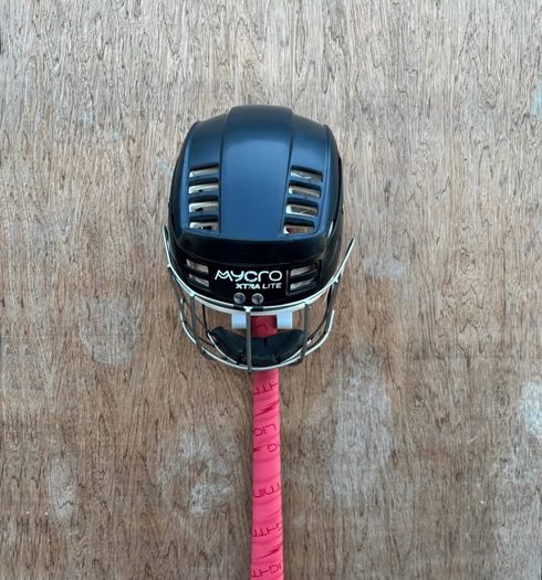 Hurling holder 3 in 1 / 2 in 1