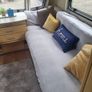 caravan Image 8