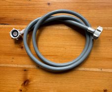 Water inlet hose
