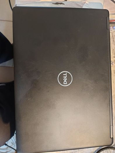 DELL Latitude 5490, Intel Core i5-7300U CPU, 2.71GHz. 8GB Ram, 256GB SSD, Windows 10 Pro, Microsoft Edge, Chrome and VLC