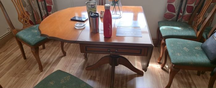 Dining Table and chairs