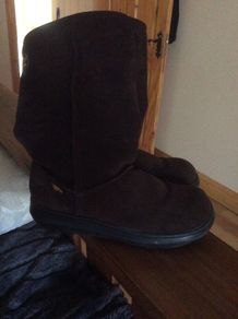 Brown rocket dog boots