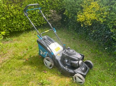 Petrol lawn mower