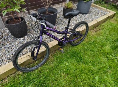 Kids bike Carrera Saruna 20 inches.