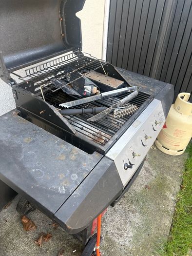 Gas bbq