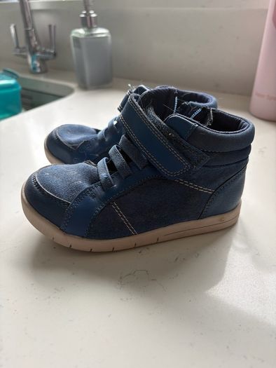 clarks boys shoes
