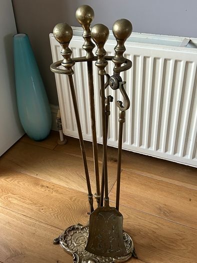 Vintage Brass Companion Set
