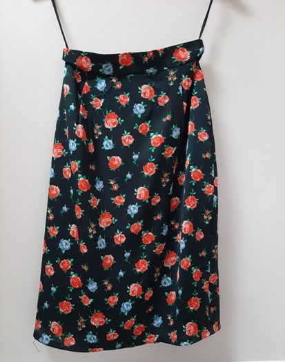 Lovey vintage skirt