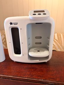 Tommee Tippee Perfect Prep Day & Night Machine