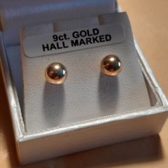 ladies 9ct gold earrings
