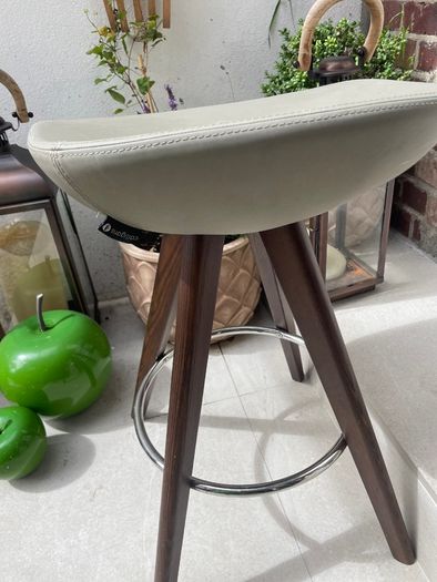 Stools kitchen designer