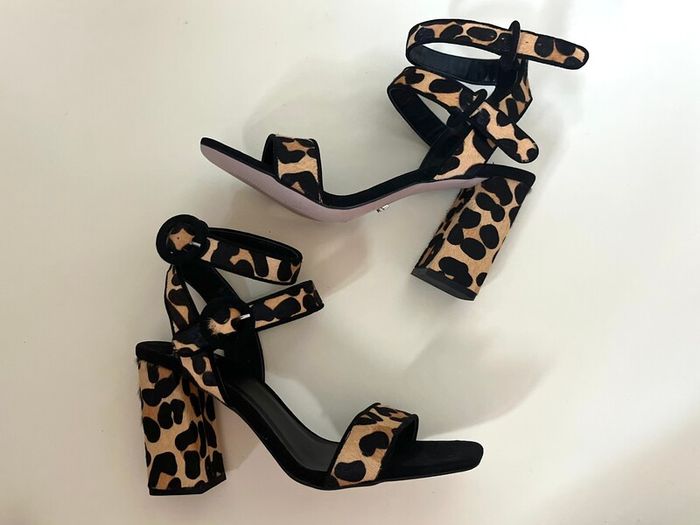Fashion shoes