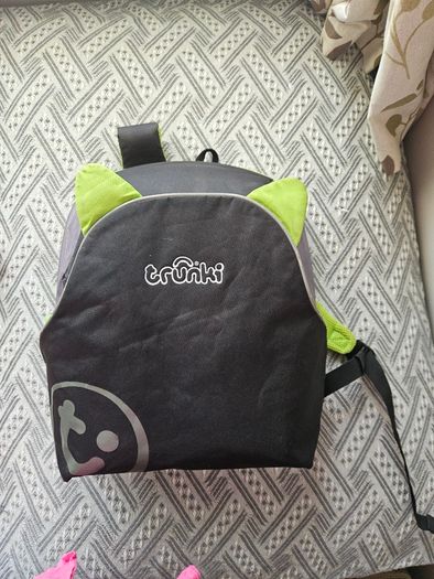 Trunki Boostapak 2 in 1 child seat and backpack