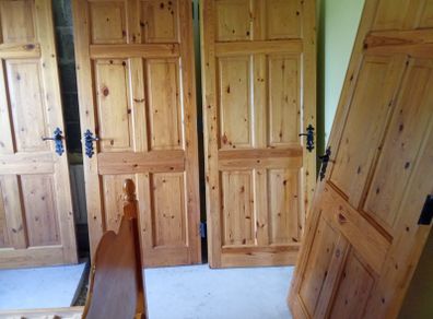 Solid Pine Doors x 5