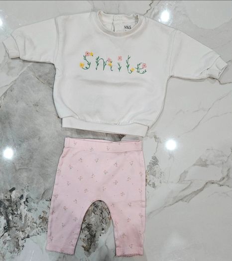 Lovely baby girl clothes bundle 0-3 months