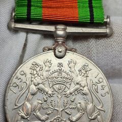 WW2 1939-1945 George VI The Defence Medal