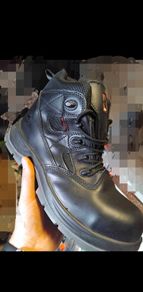 steel toe boots