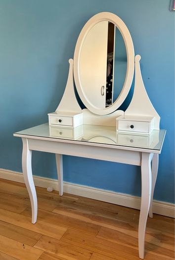 IKEA Hemnes vanity table