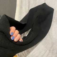 Black scarf