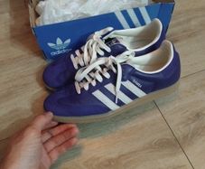 Adidas sambas