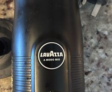 LavAzza Milk Frother