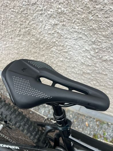 Mondraker Dune R Carbon