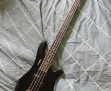 Tanglewood rebel 4k bass
