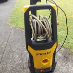 STANLEY High Pressure Washer, Model SXPW22E, in excellent condition