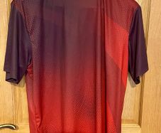 Red jersey size large