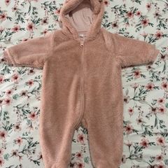 Next pramsuit