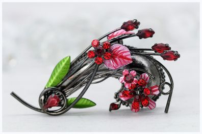 Retro Rhinestone Enamel Floral Spray Brooch