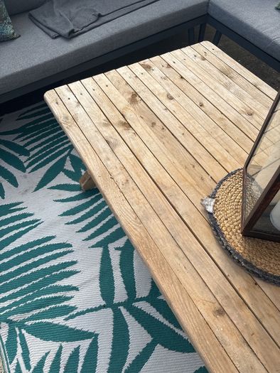 outdoor coffee table