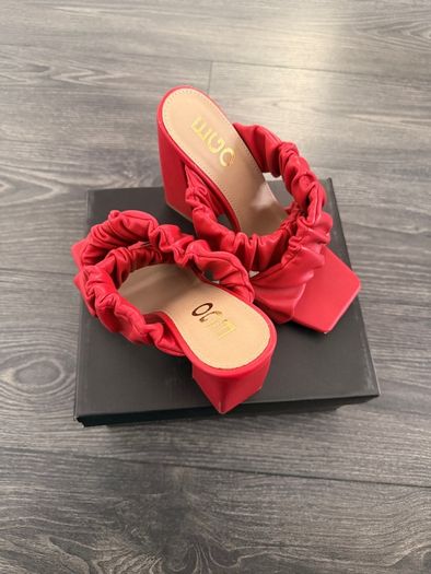EGO red ruched/scrunch mules