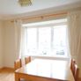 Dining table Image 3