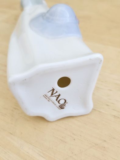 Nao By Lladro Figurine