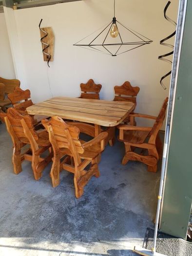 Cherry table and 6 chairs