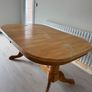 Solid wood extendable dining table Image 2