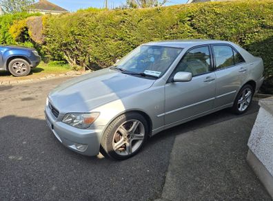 lexus is 200 is200 excutive