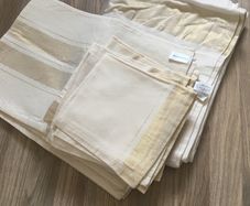Debenhams tablecloth and napkins